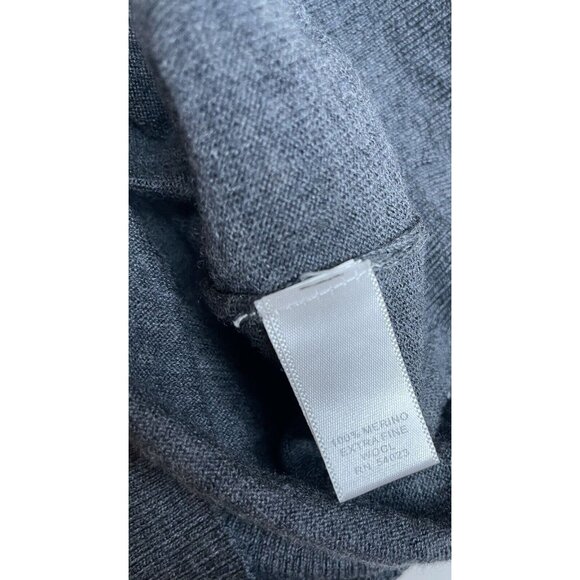 Banana Republic Womens XXS Gray V-neck Cardigan Beaded Fine Merino Wool Pocket - Picture 4 of 9